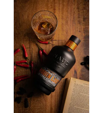 NAUD Hidden Loot Dark Reserve Spiced Rum 700ml